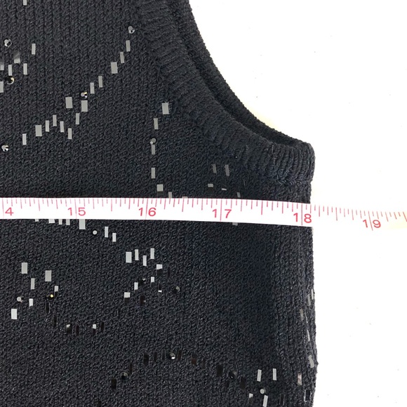 St. John paillettes Santana knit black top size M - Picture 8 of 8